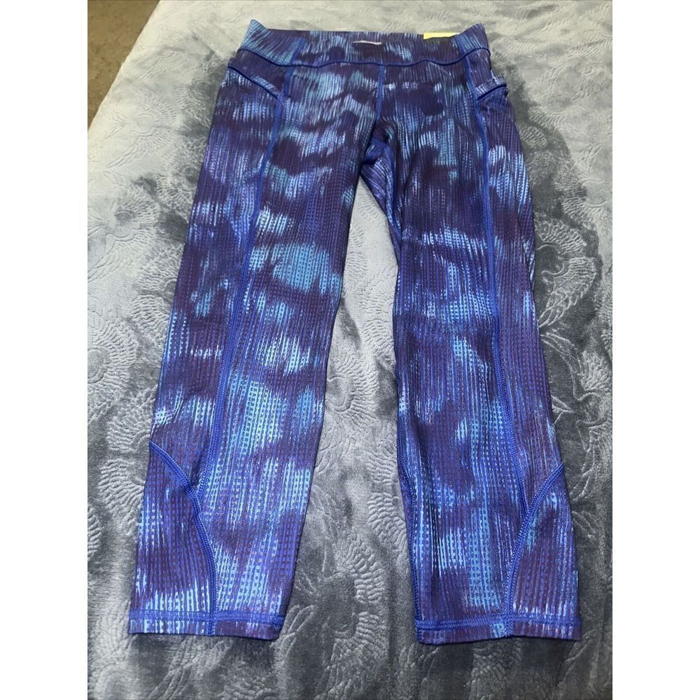 All In Motion Leggings Girls XS(4/5) Mid Rise Capri Purple Abstract. NWT. T